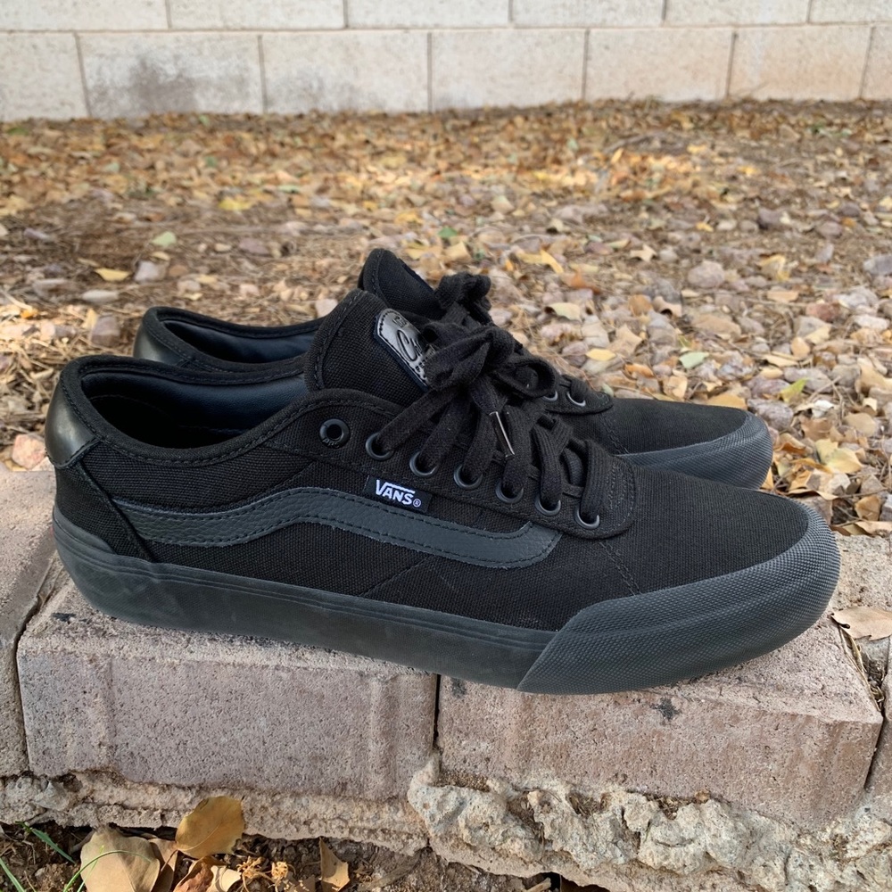 Vans Chima Pro 2 Blackout Size 9.5 Mens